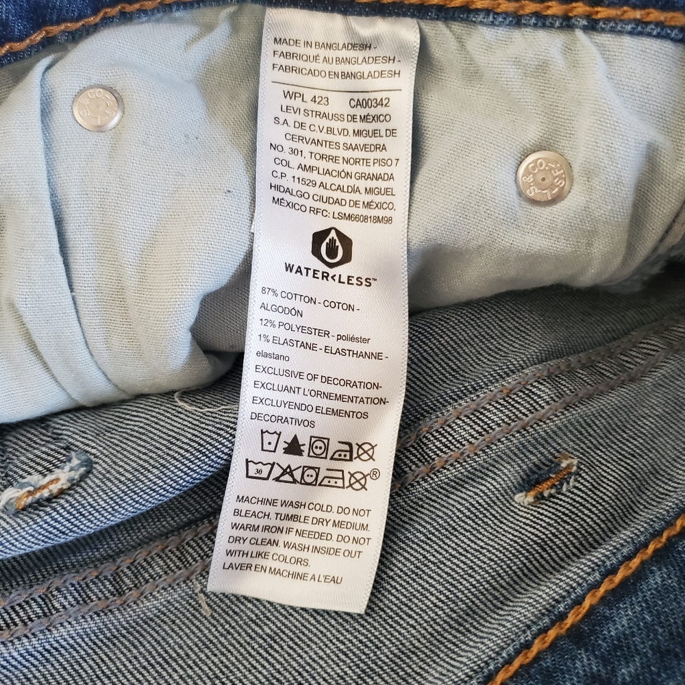 DENIZEN from Levi's Men's Slim Denim 9" Jean Shorts super flex - Vintage - Picture 4 of 11